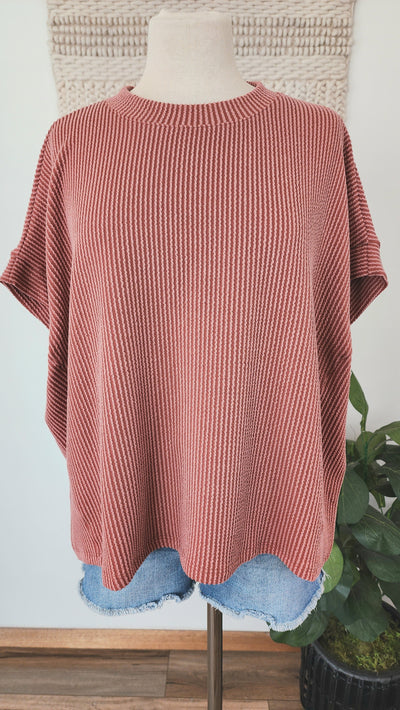 DONNA oversized top in rust