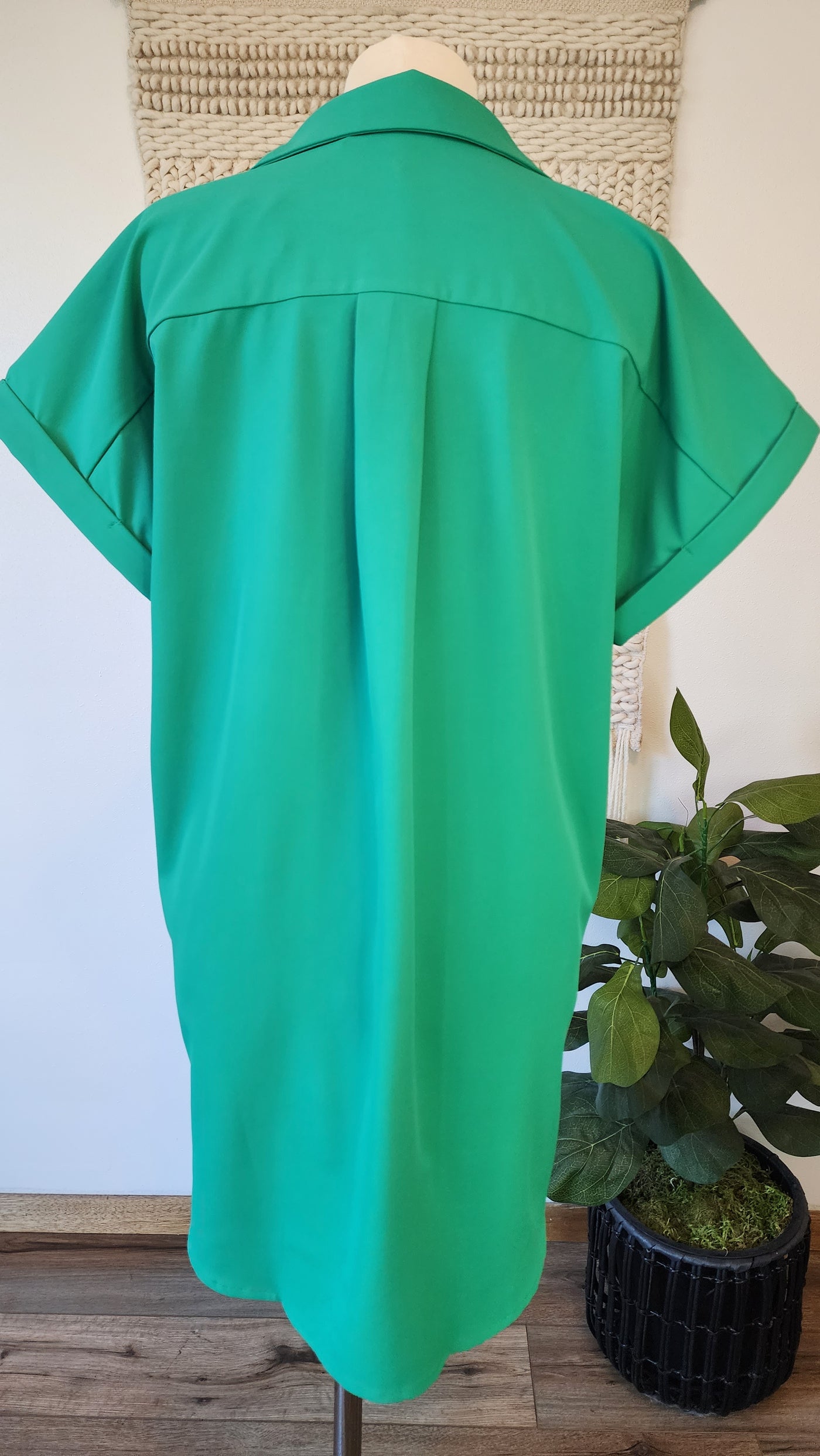 CARRIGAN dress in green