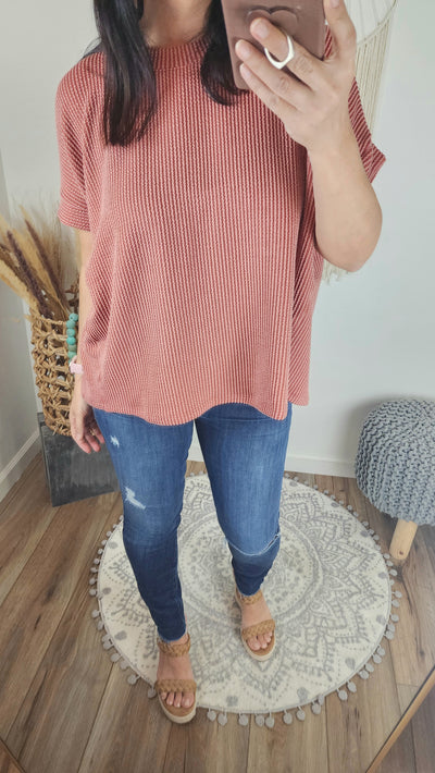 DONNA oversized top in rust