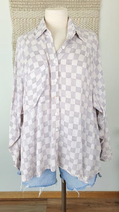 INDI oversized checker top in natural