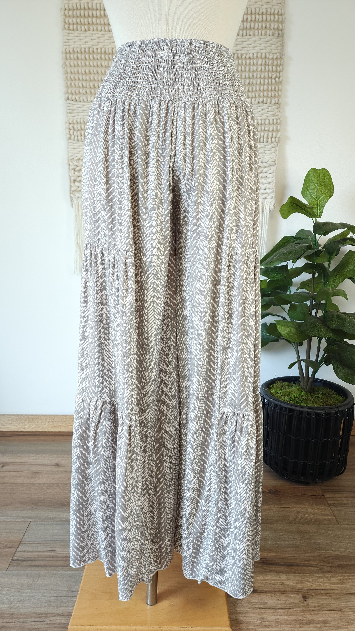 AURA wide leg pants in taupe