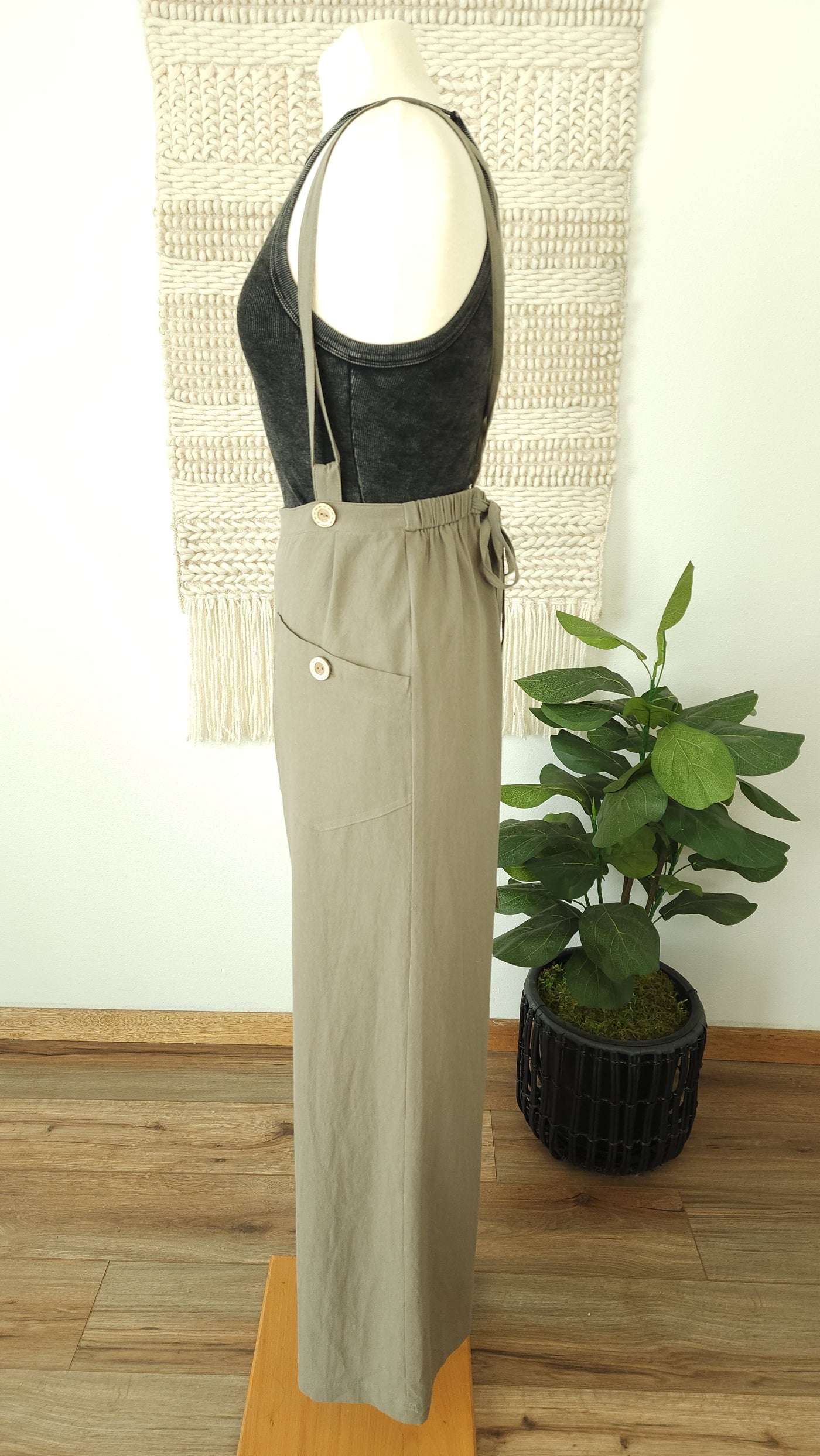 LEIGH suspender pants in olive grey
